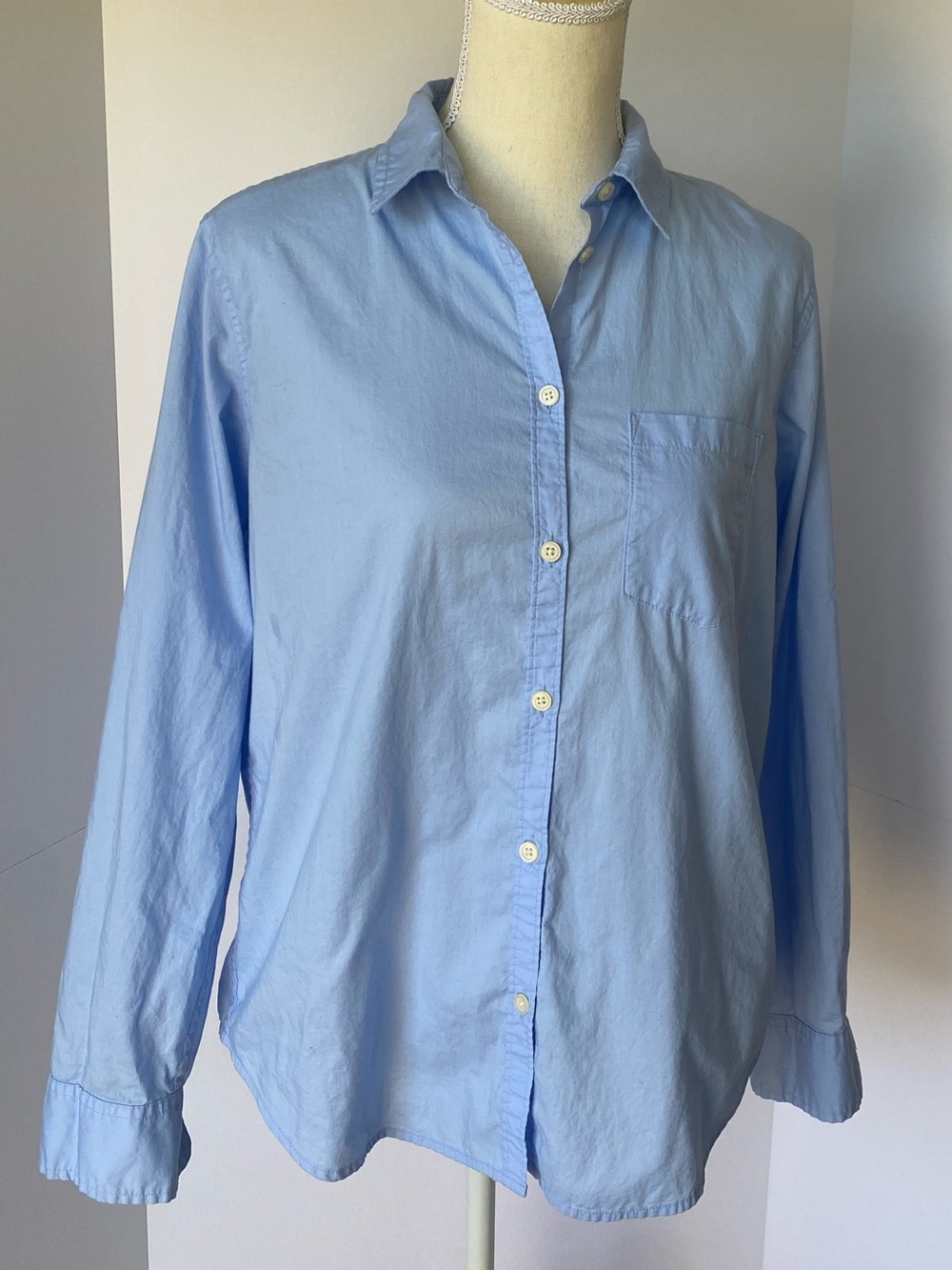 GAP 100% Cotton Women’s Blue Button-Down Shirt Office Chic